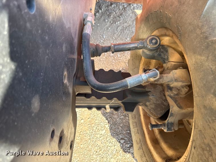 image for item NK9104 2005 Ditch Witch RT115 rock saw