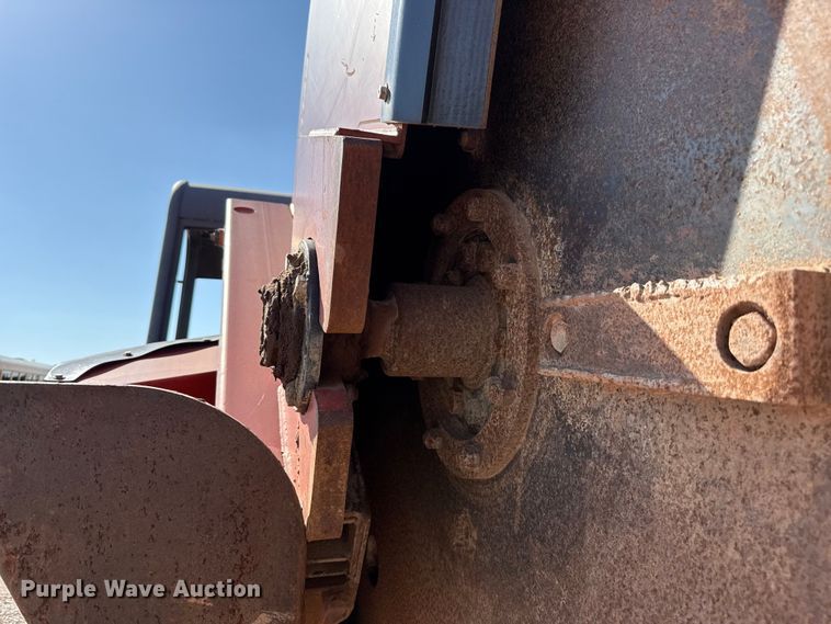 image for item NK9104 2005 Ditch Witch RT115 rock saw