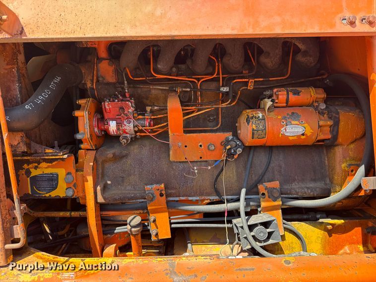 image for item NK9119 1983 John Deere 570A motor grader