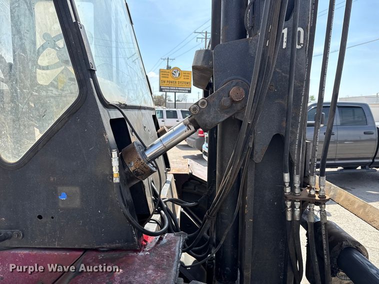 image for item NK9134 2000 Taylor Machine Works GT-210 forklift