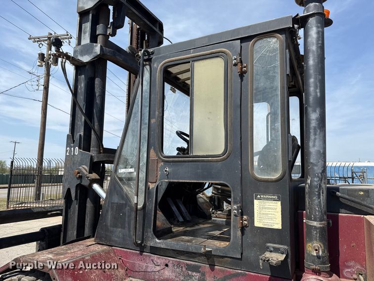 image for item NK9134 2000 Taylor Machine Works GT-210 forklift