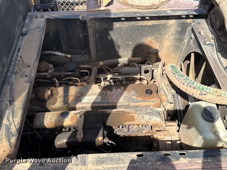 image for item NK9134 2000 Taylor Machine Works GT-210 forklift
