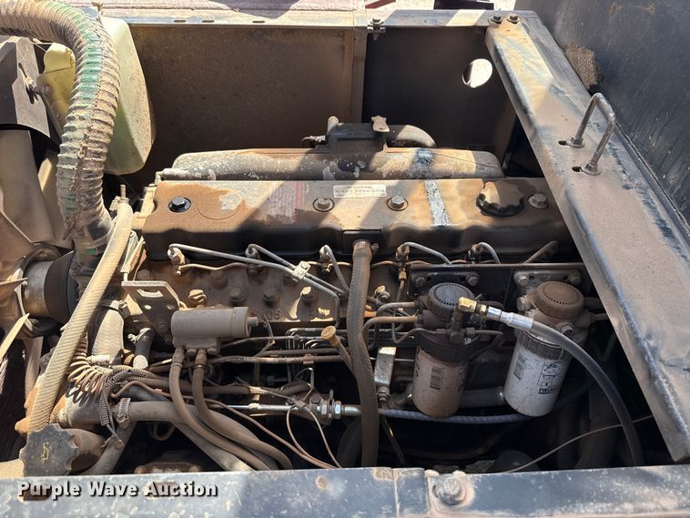 image for item NK9134 2000 Taylor Machine Works GT-210 forklift
