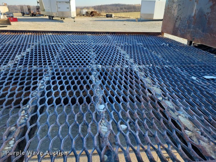 image for item NK9876 2000 Sterling LT 9500 crane truck