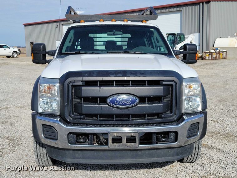 image for item NK9877 2015 Ford F450 Super Duty Crew Cab flatbed truck