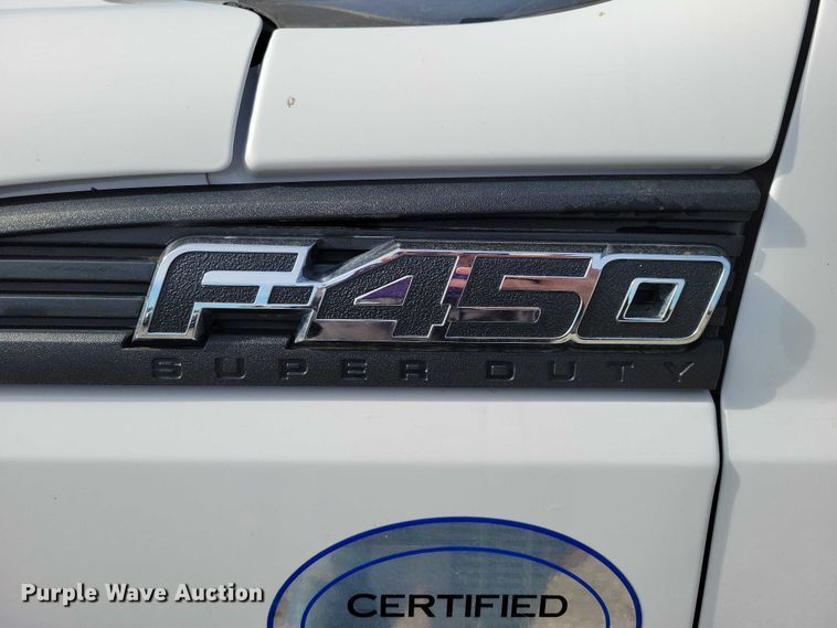 image for item NK9877 2015 Ford F450 Super Duty Crew Cab flatbed truck