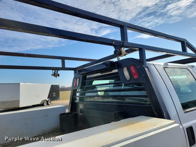 image for item NK9877 2015 Ford F450 Super Duty Crew Cab flatbed truck