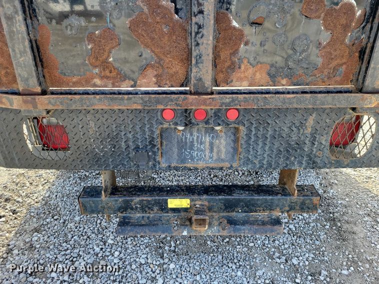 image for item NK9877 2015 Ford F450 Super Duty Crew Cab flatbed truck