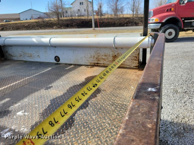 image for item NK9877 2015 Ford F450 Super Duty Crew Cab flatbed truck