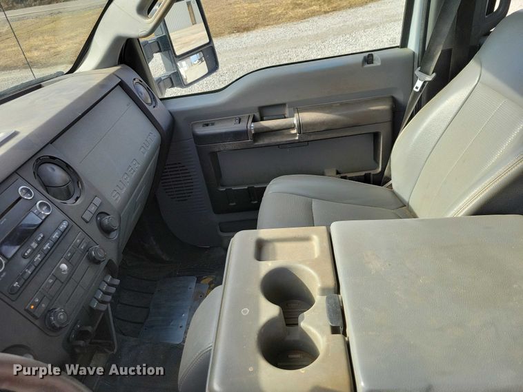 image for item NK9877 2015 Ford F450 Super Duty Crew Cab flatbed truck