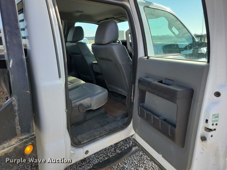 image for item NK9877 2015 Ford F450 Super Duty Crew Cab flatbed truck