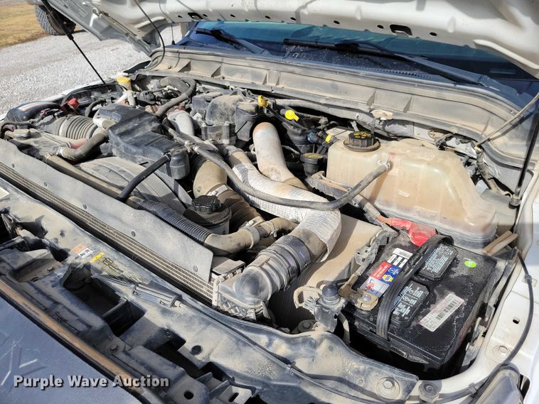 image for item NK9877 2015 Ford F450 Super Duty Crew Cab flatbed truck