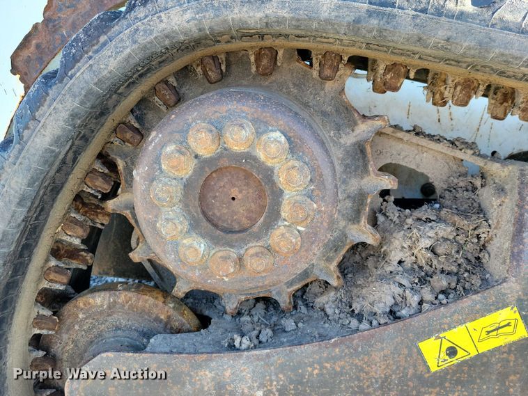 image for item NK9879 2014 Bobcat T590 tracked skid steer loader