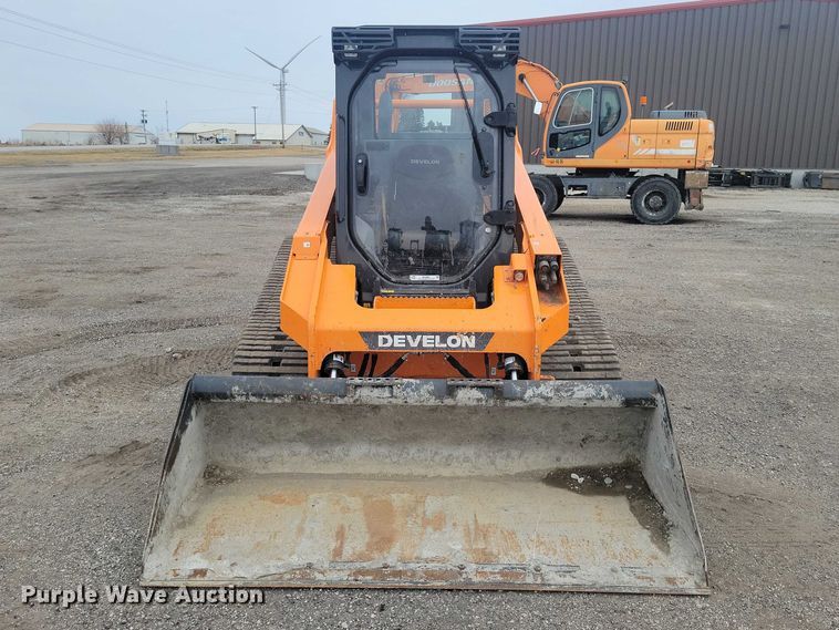 image for item NK9884 2024 Develon DTL 35 tracked skid steer loader