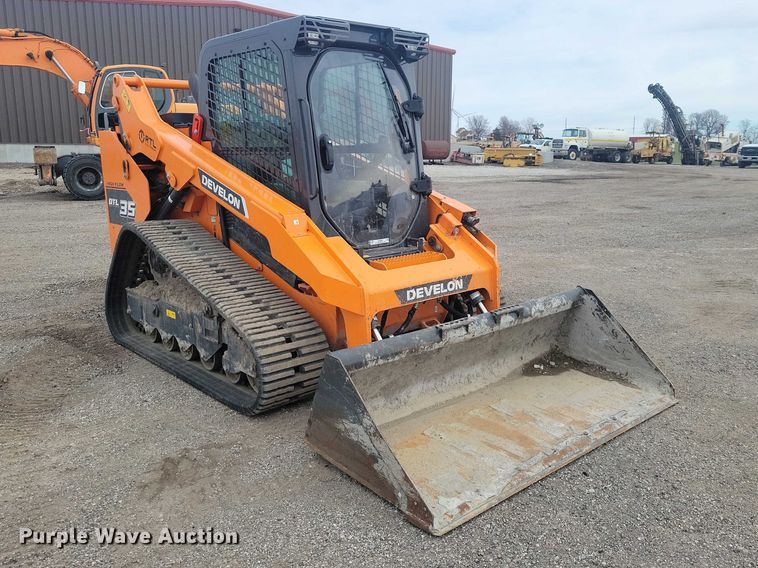 image for item NK9884 2024 Develon DTL 35 tracked skid steer loader