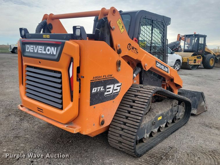 image for item NK9884 2024 Develon DTL 35 tracked skid steer loader