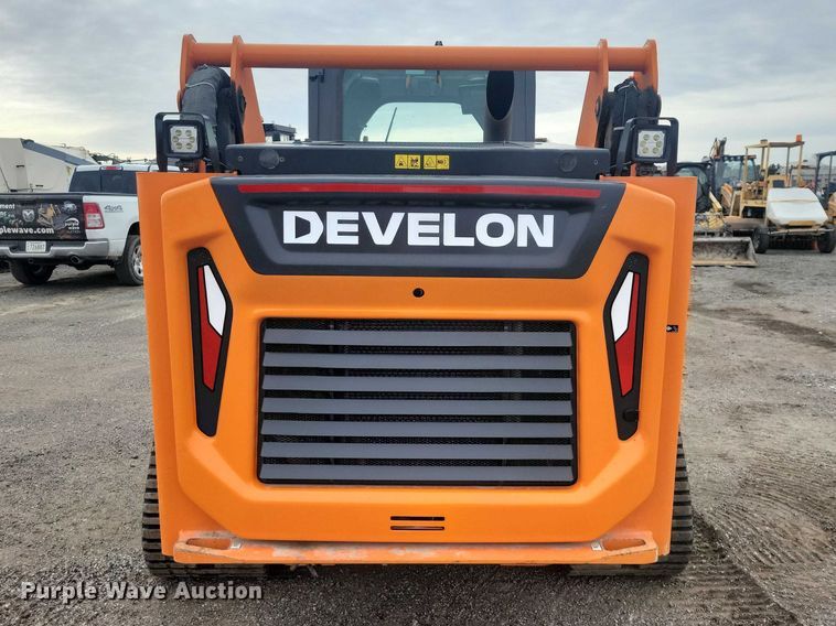 image for item NK9884 2024 Develon DTL 35 tracked skid steer loader