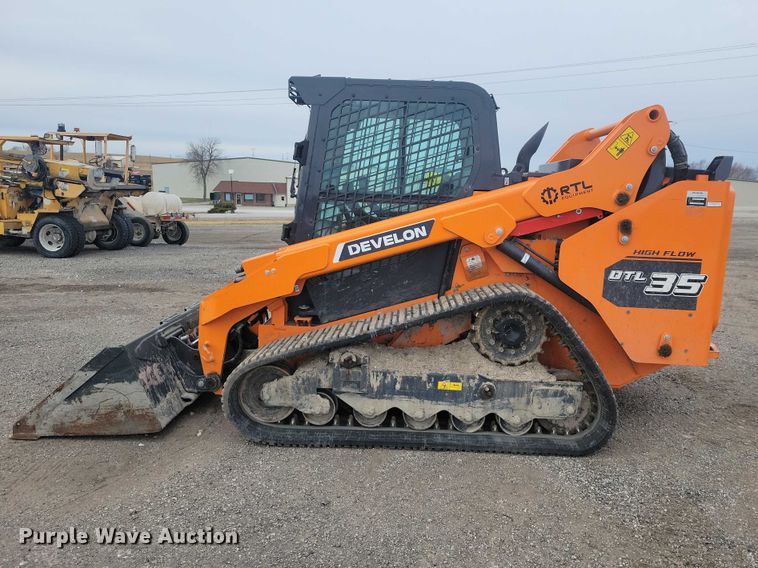 image for item NK9884 2024 Develon DTL 35 tracked skid steer loader