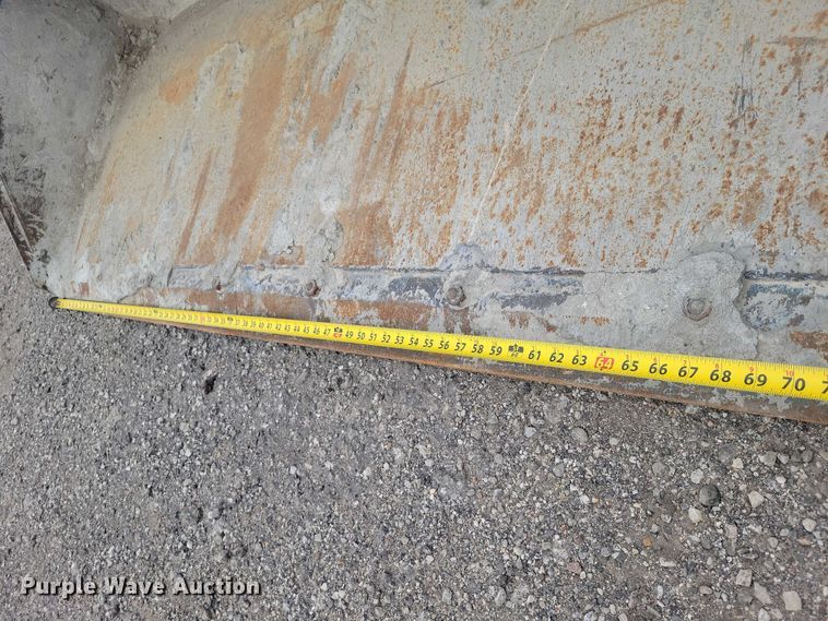 image for item NK9884 2024 Develon DTL 35 tracked skid steer loader