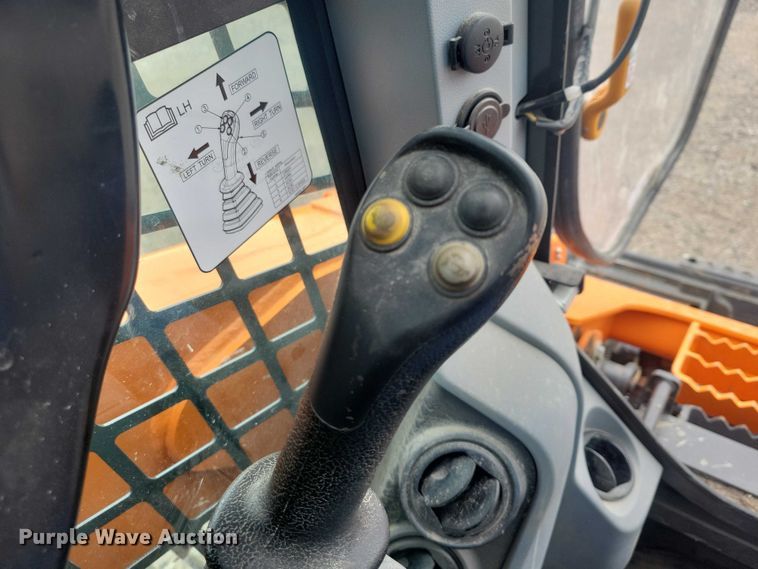 image for item NK9884 2024 Develon DTL 35 tracked skid steer loader