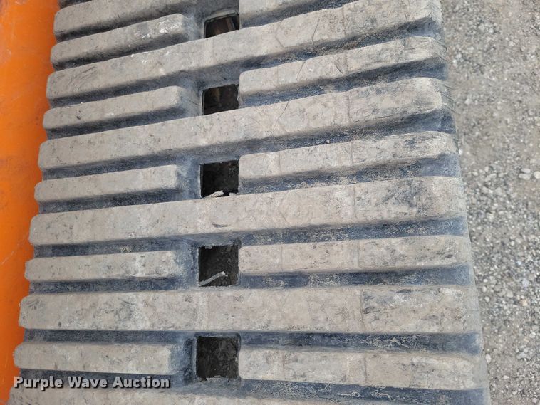 image for item NK9884 2024 Develon DTL 35 tracked skid steer loader