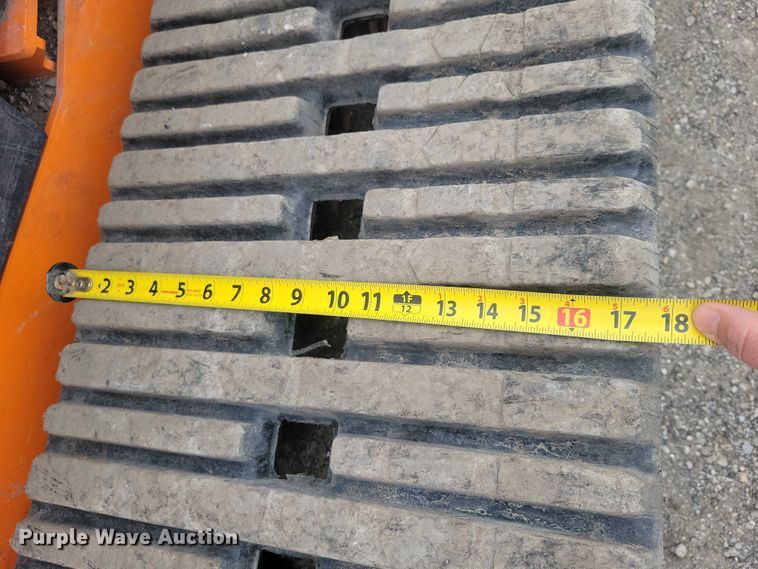 image for item NK9884 2024 Develon DTL 35 tracked skid steer loader