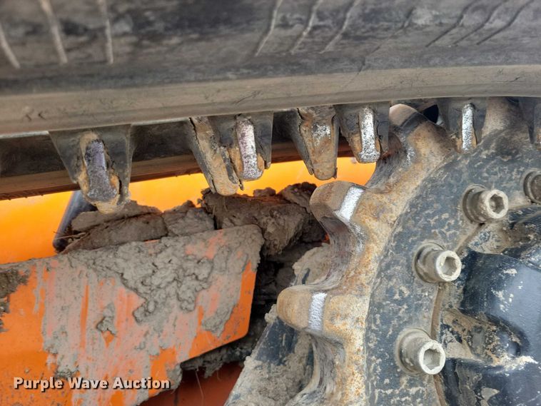 image for item NK9884 2024 Develon DTL 35 tracked skid steer loader