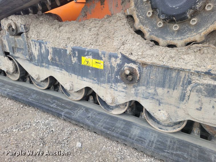 image for item NK9884 2024 Develon DTL 35 tracked skid steer loader