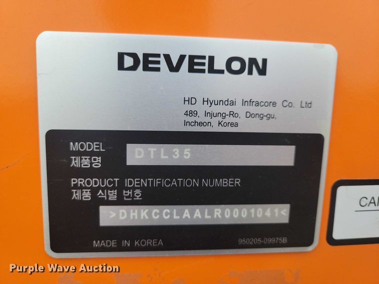image for item NK9884 2024 Develon DTL 35 tracked skid steer loader