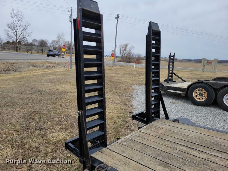 image for item NK9886 2017 Felling FT-14 equipment trailer