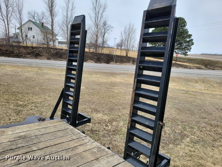 image for item NK9886 2017 Felling FT-14 equipment trailer