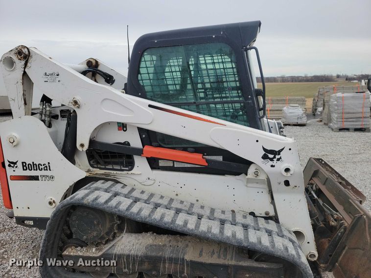 image for item NK9888 2016 Bobcat T770 tracked skid steer loader