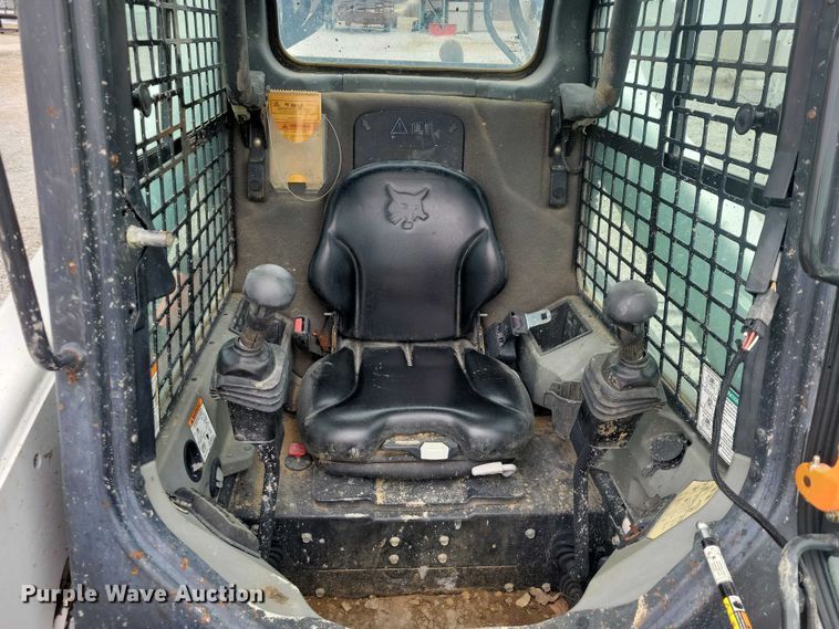 image for item NK9888 2016 Bobcat T770 tracked skid steer loader