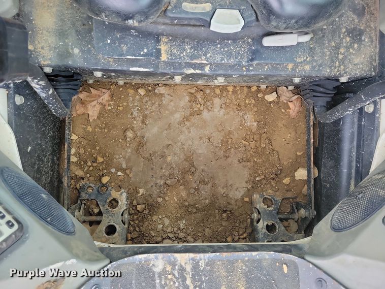 image for item NK9888 2016 Bobcat T770 tracked skid steer loader