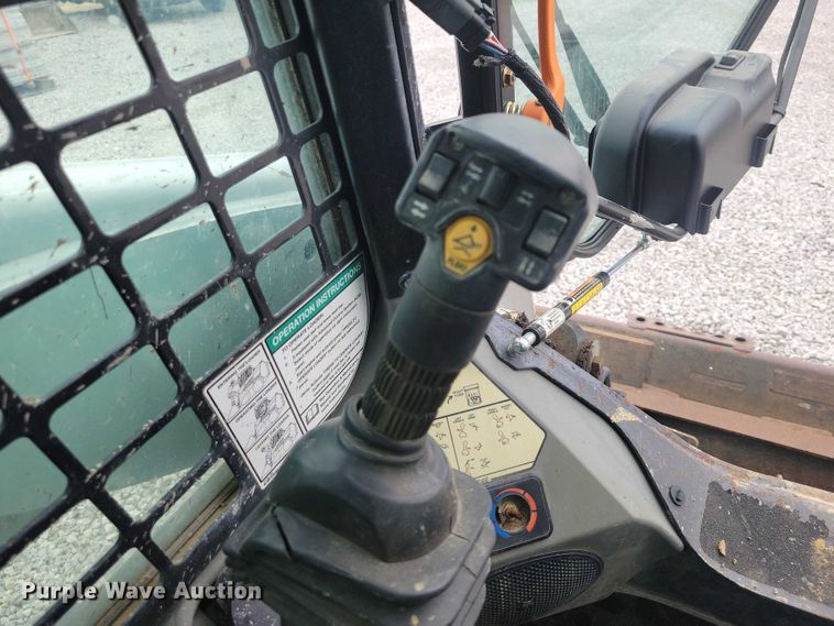 image for item NK9888 2016 Bobcat T770 tracked skid steer loader