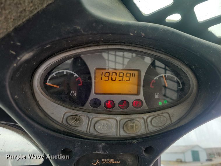 image for item NK9888 2016 Bobcat T770 tracked skid steer loader