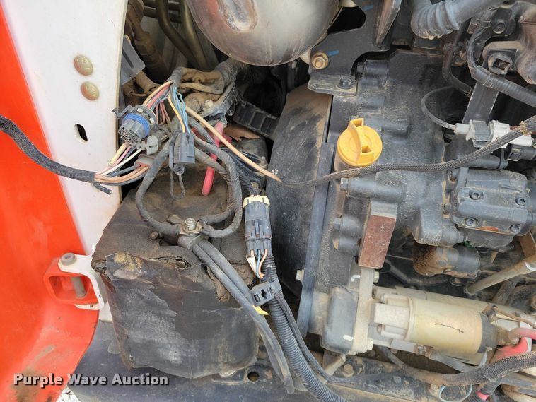 image for item NK9888 2016 Bobcat T770 tracked skid steer loader