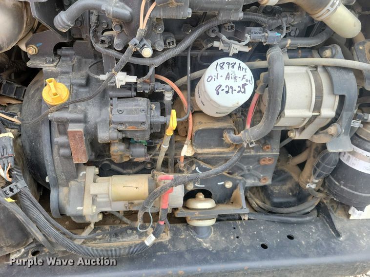 image for item NK9888 2016 Bobcat T770 tracked skid steer loader