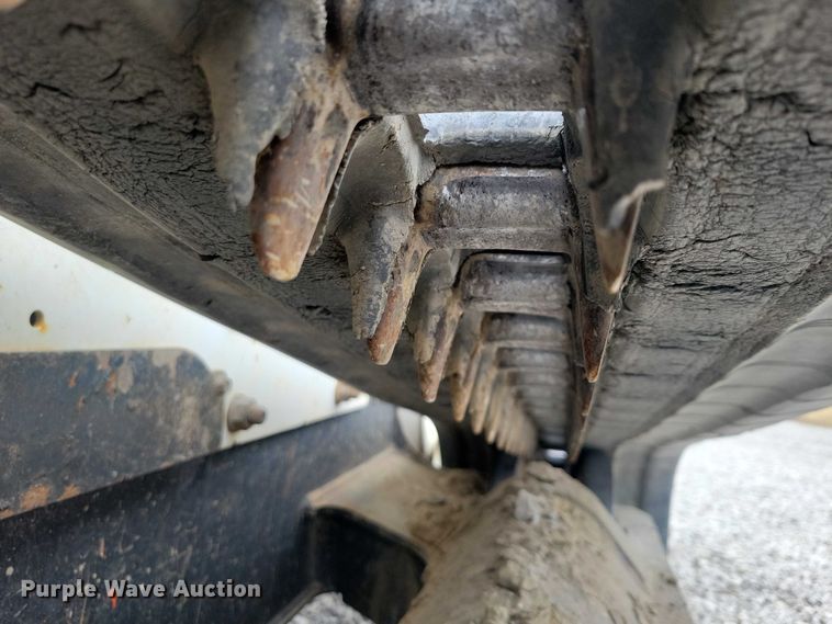 image for item NK9888 2016 Bobcat T770 tracked skid steer loader