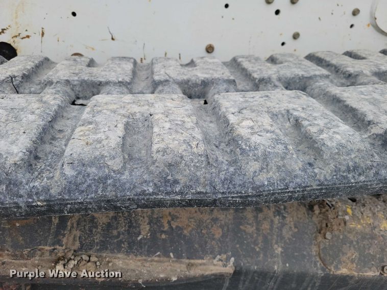 image for item NK9888 2016 Bobcat T770 tracked skid steer loader