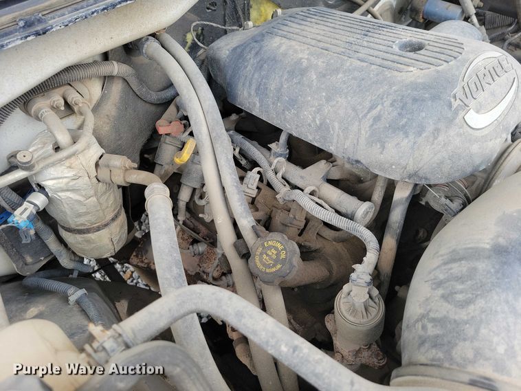 image for item NK9889 2002 Chevrolet  Silverado 2500HD Ext. Cab pickup truck