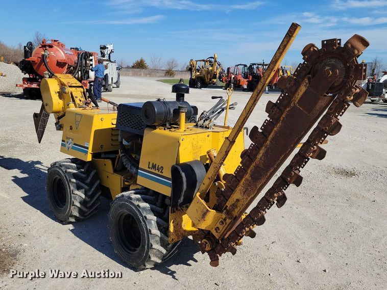 image for item NK9907 2004 Vermeer LM42 trencher