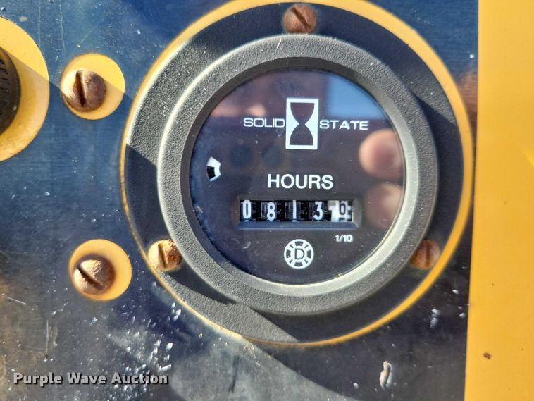 image for item NK9907 2004 Vermeer LM42 trencher