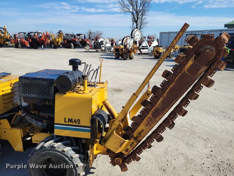 image for item NK9907 2004 Vermeer LM42 trencher