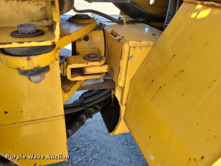 image for item NK9907 2004 Vermeer LM42 trencher