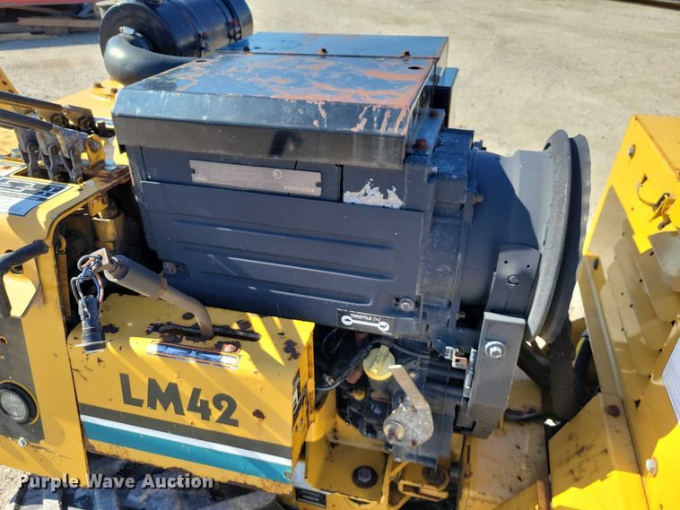 image for item NK9907 2004 Vermeer LM42 trencher