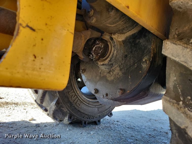 image for item NK9907 2004 Vermeer LM42 trencher