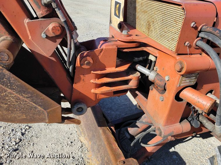 image for item NK9909 1987 Ditch Witch 2310 trencher