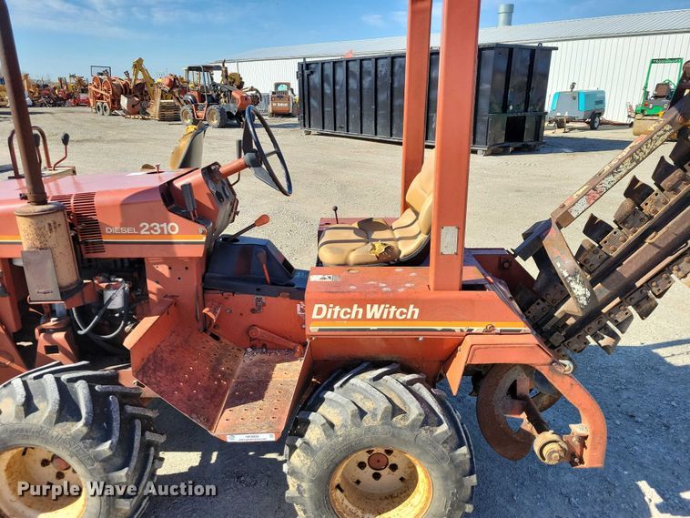 image for item NK9909 1987 Ditch Witch 2310 trencher