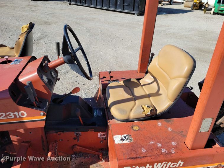 image for item NK9909 1987 Ditch Witch 2310 trencher